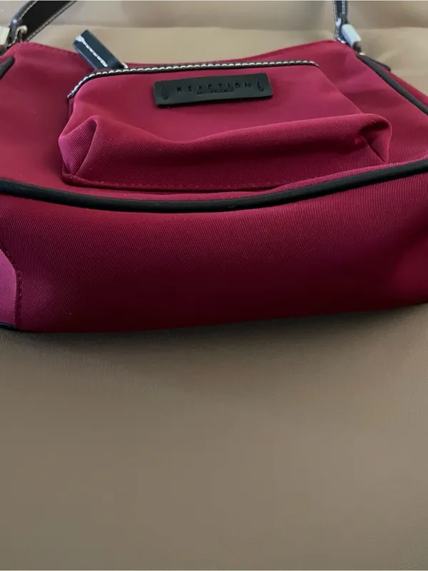 Y2K Kenneth Cole Reaction Shoulder Bag Purse Maroon Black - Image 4