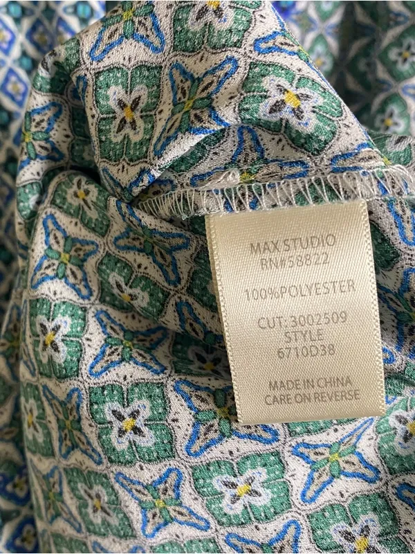 Max studio‎ boho long sleeve v neck size Large Blouse work modest - Image 7