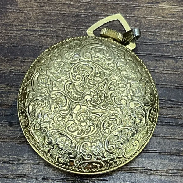 Vintage Lucerne‎ Watch Gold Tone Swiss Made Pendant Mechanical Wind Up Works! - Image 3