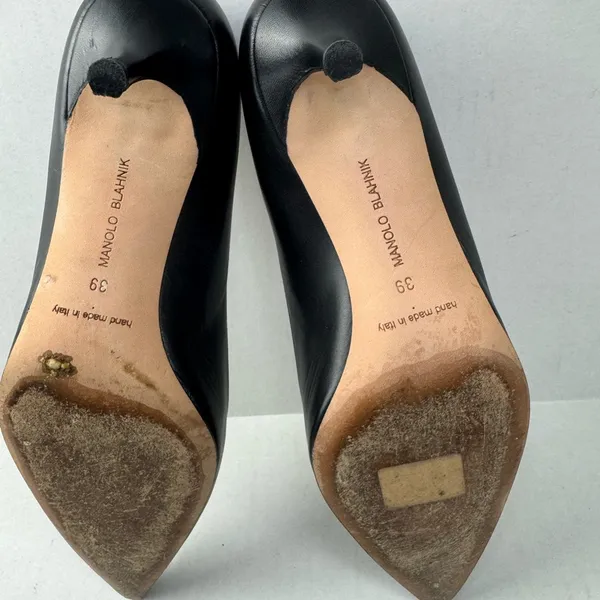Manolo Blahnik Black Pointed Toe Heel Pumps Size 39. - Image 7