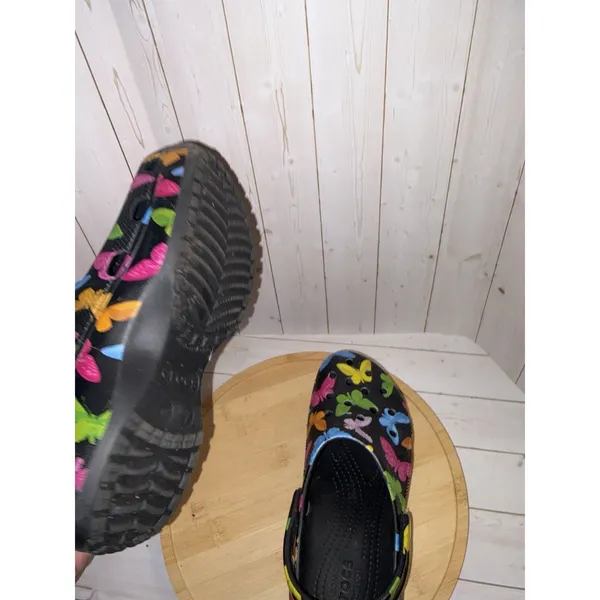 Crocs Women's Classic Platform Butterfly Graphic Clog Black Size 7 Women's - Image 8