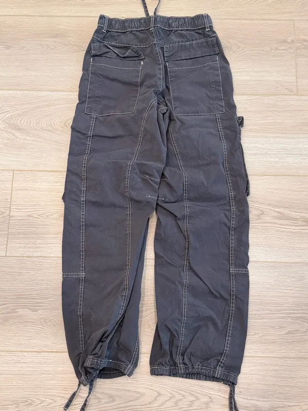 Zara Multi-Pocket Cargo Pants - Image 5