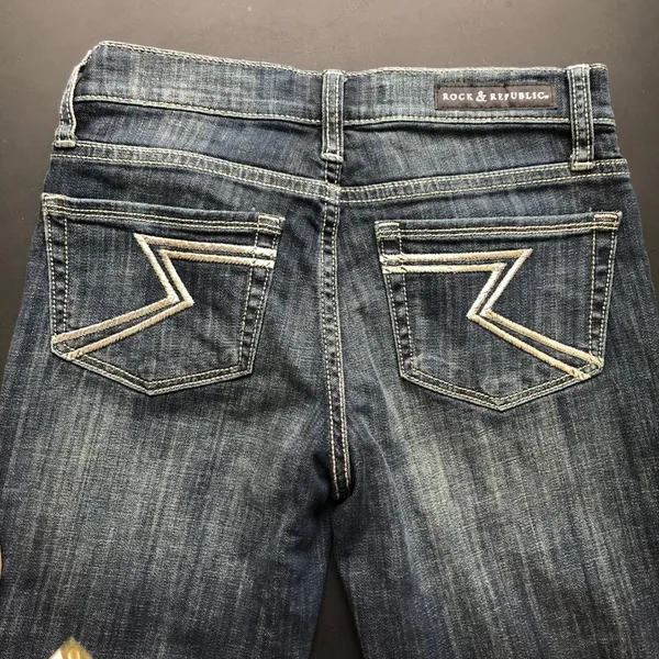 Rock and Republic Kendall Size 4 Jeans - Image 6