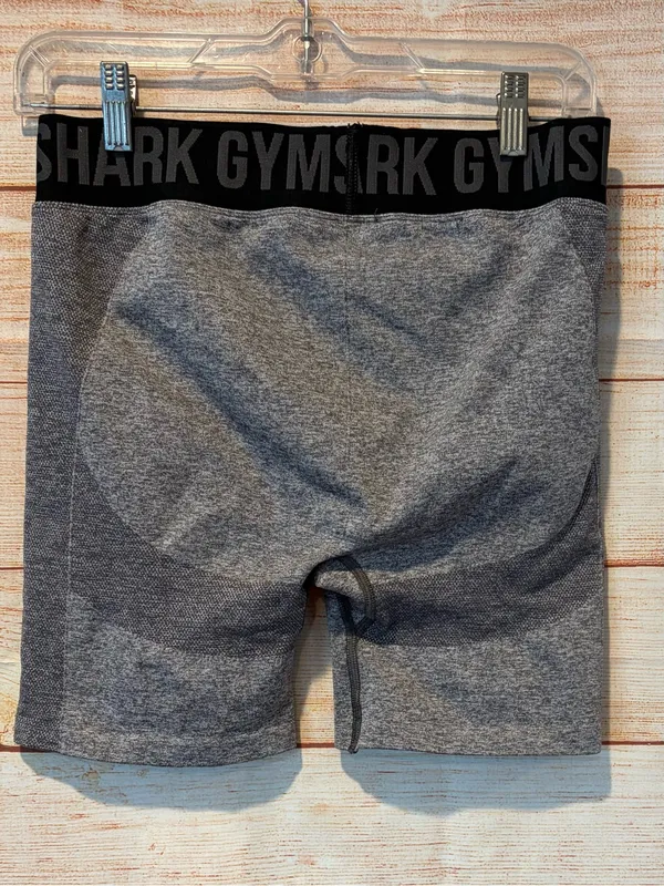 Gymshark Women's Gray Seamless Training Shorts - Image 4