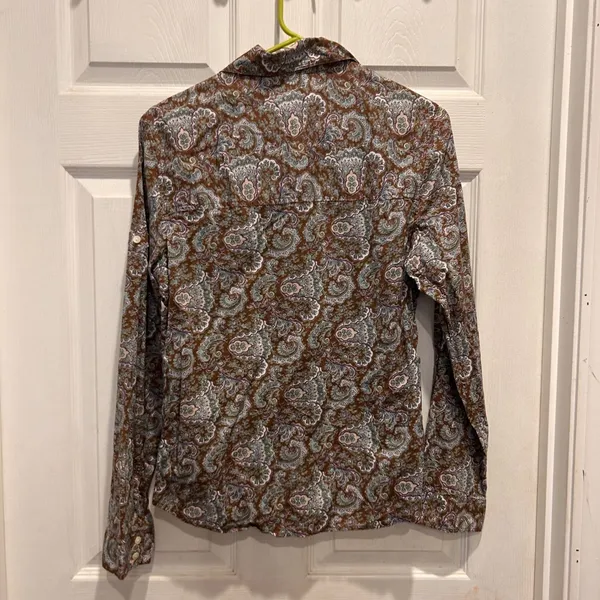 Gap Women's Brown Paisley Print Button Down Long Sleeve Shirt Medium‎ Roll Tab - Image 5