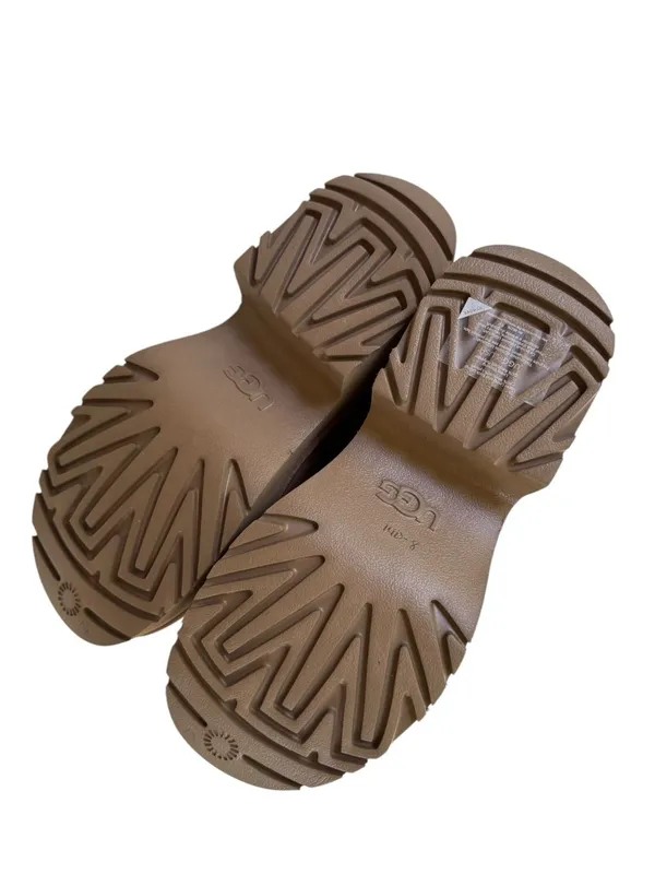 NEW UGG Classic Ultra Mini New Heights Platform Boot Women Size 12 with Flaw - Image 5