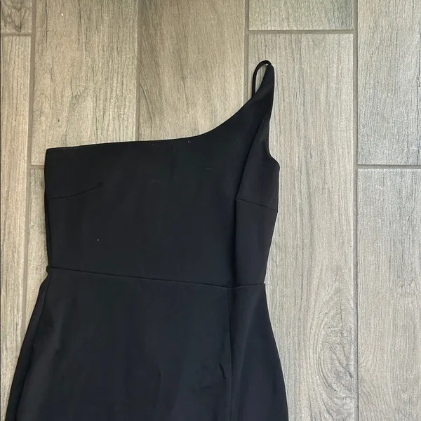 Windsor Black One-Shoulder Gown - Image 2
