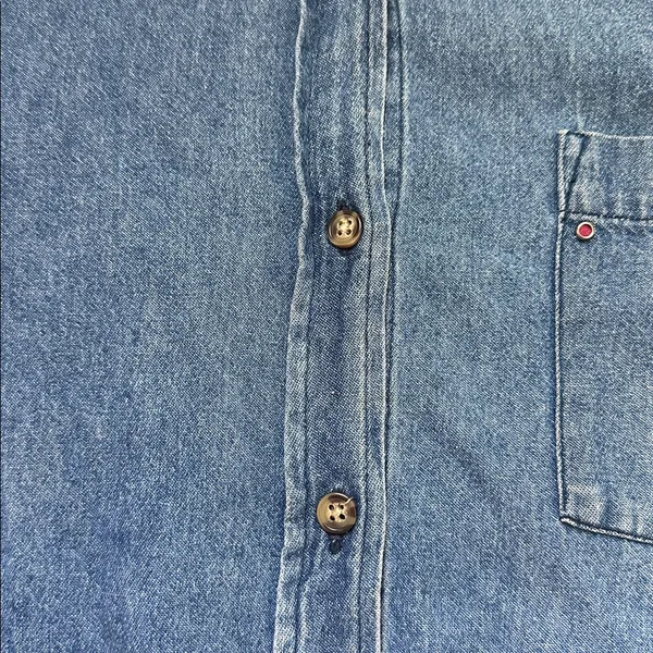 Vintage Cherokee Women’s Blue Lightweight‎ Denim Button Up Shirt - Image 3