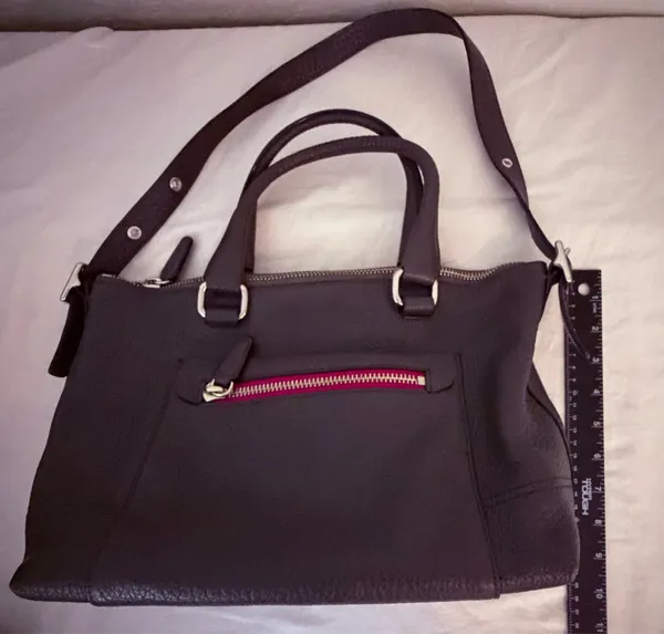 Woman’s Coach leather tote - Image 5