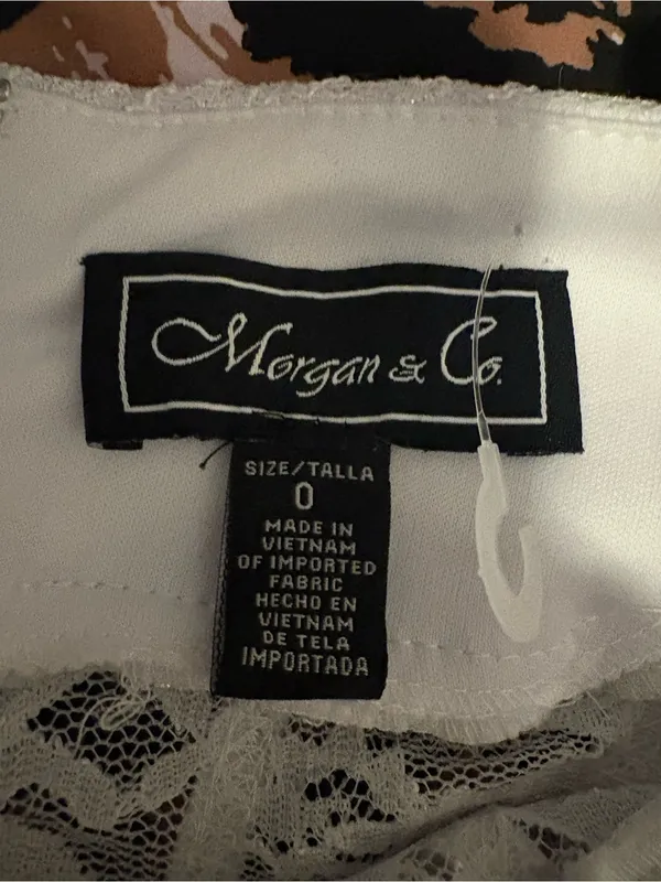 Morgan & Co. White Lace V-Neck Maxi Dress - Image 10