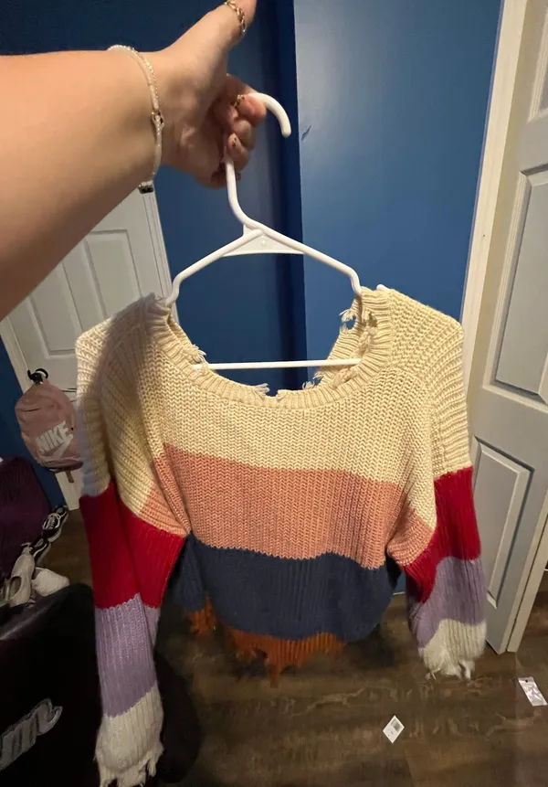 SheIn Cropped Sweater - Image 3