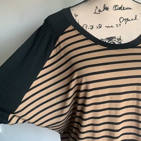 Cielo Top Striped Black Tan Medium - Image 5