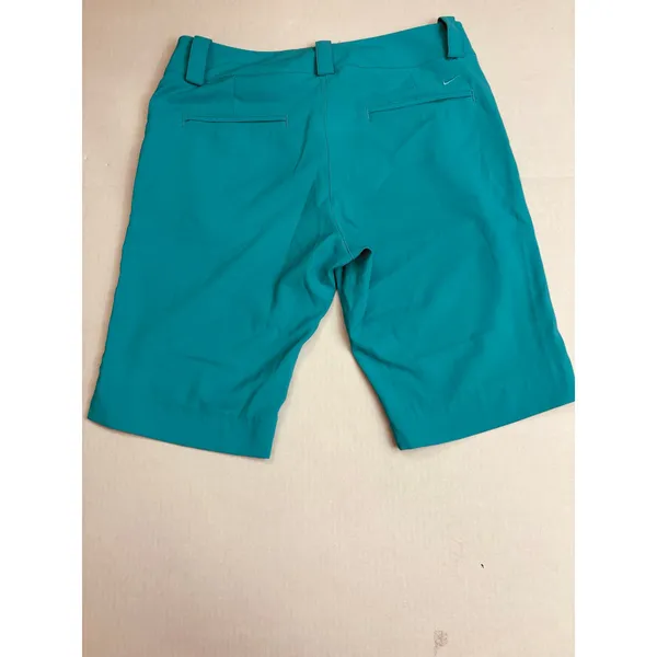 Nike Women’s golf Tour Performance sports shorts Bermuda resort wear size 4 - Image 6