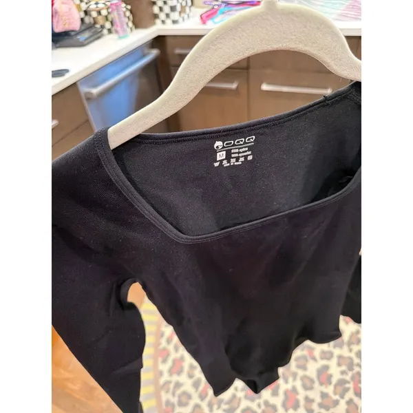 OQQ Black Long sleeve square neck Bodysuit womens size M‎ slimming - Image 2