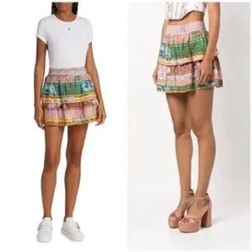 Alice and Olivia Multi Color Tiered Floral Patchwork Mini Skirt Smocked Waist - Image 4