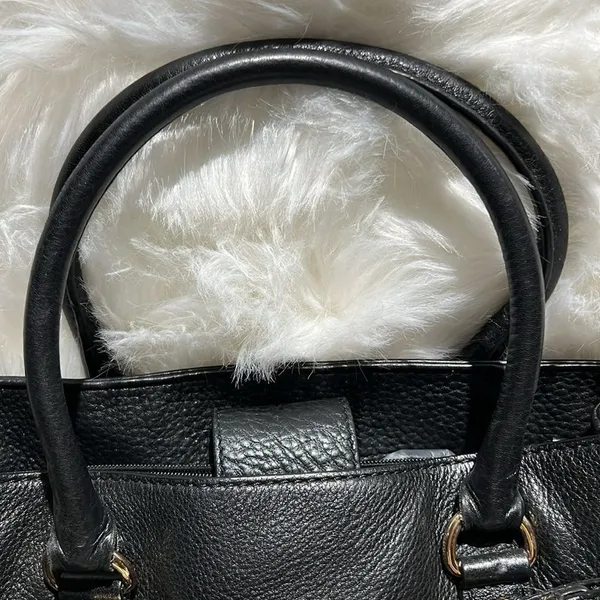 MICHAEL KORS Tumbled Black Leather Crossbody‎ Satchel Gold Hardware A27 - Image 5