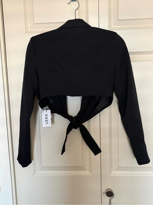 Cider Cropped Black Tie-Front Blazer Size Small NWT - Image 3