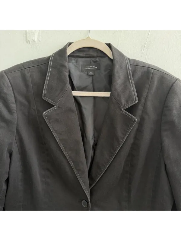 NEW Tahari Arthur S Levine Black Contrast Stitch Pocket Blazer Jacket Size 16 - Image 3