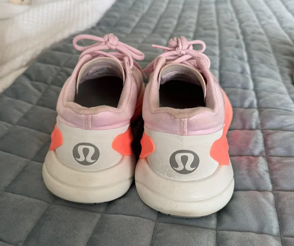 Shoes - Image 3