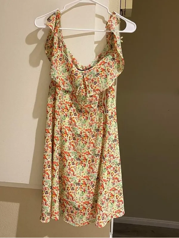 Zara Floral mini summer Dress with Off-Shoulder design,adjustable strap,size S - Image 2
