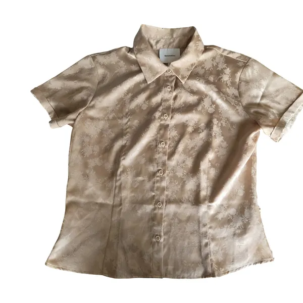 Reformation Corin Satin Top in Gold Jacquard Size: 8 - Image 2