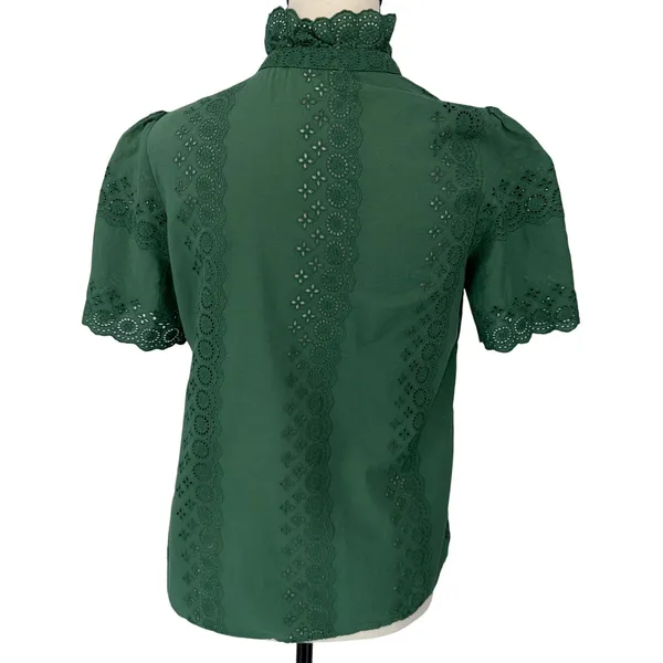 Sézane Louisah Green Organic Cotton Eyelet Ruffle Mock Neck Blouse Size 34 / 2 - Image 4