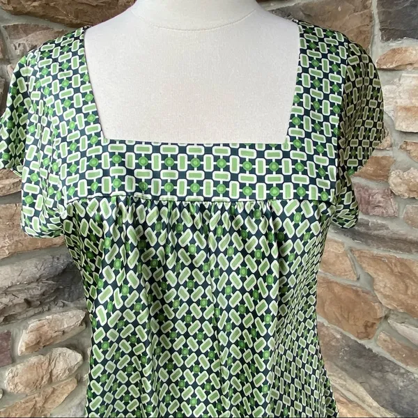 Banana Republic Square Neck Silk Blouse - Image 7