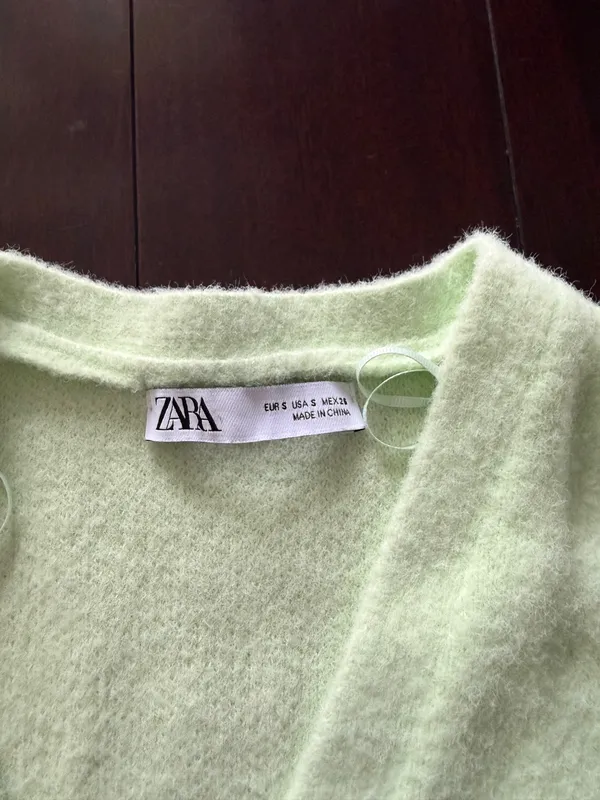 Zara long sleeve button up green sweater - Image 3