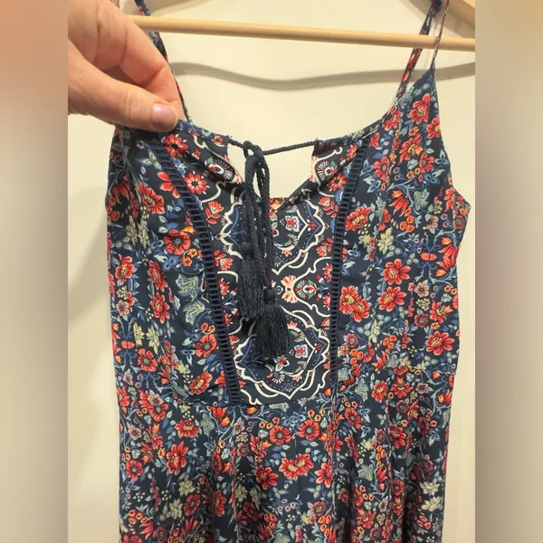 Band of Gypsies Asymmetrical Hem Floral dress size large - Image 3