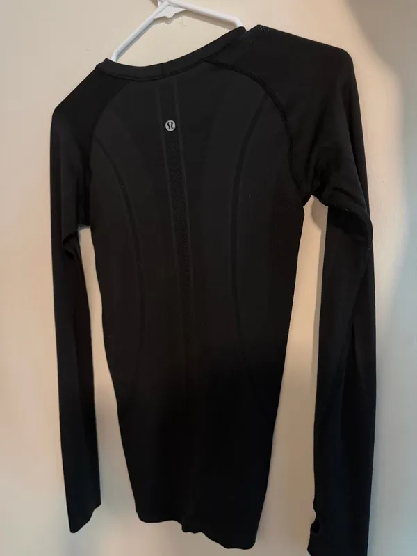 Lululemon Swiftly Tech Long Sleeve Shirt - Image 4