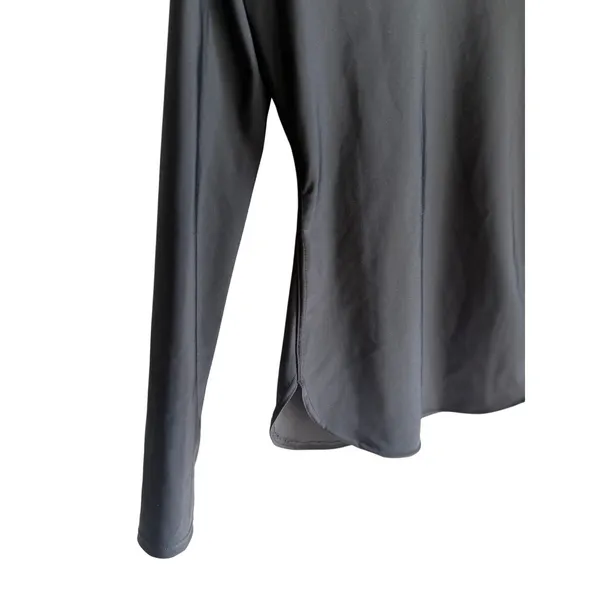 Old Navy Black Long Sleeve Rash Guard Small Swim Surf Curved Hem - Image 2