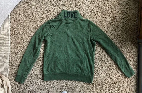 VS pink sweater Sz M - Image 4