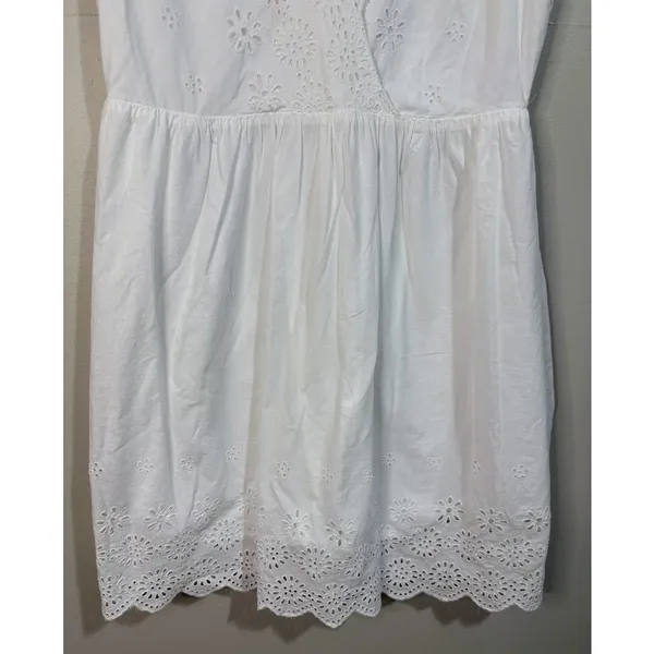 J.Crew Eyelet Mini‎ Dress 8 White Excellent Scalloped Surplice V-Neck - Image 5