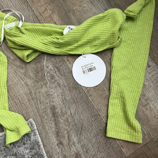 NWT Princess Polly Faye Long Sleeve Top green size 4 - Image 3
