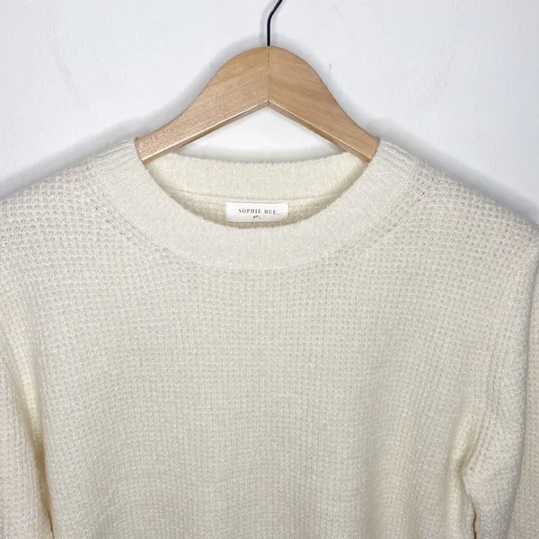 Sophie Rue plush waffle knit relaxed sweater size L - Image 4