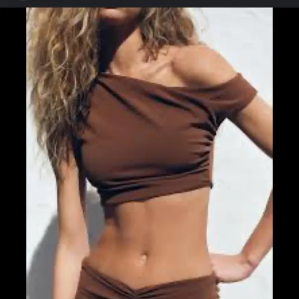 Zara structured asymmetrical crop rotation‎ top - Image 2