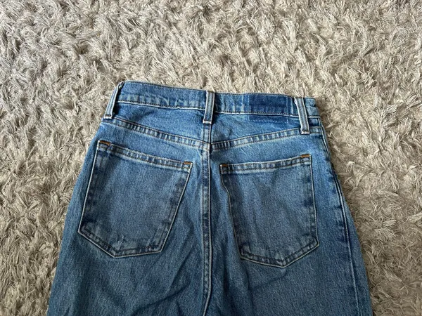 Abercrombie Jeans - Image 4