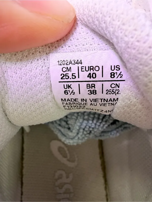 ASICS White Athletic Running Shoe with Gray Logo - Image 11