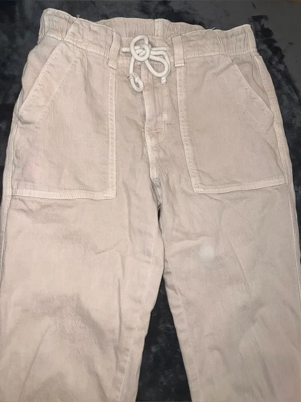 American Eagle Stretch Tomgirl Utility Jogger in Cream Size 2 Regular - Image 10