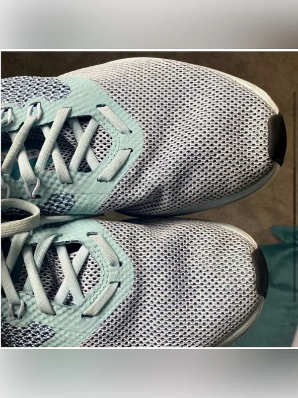Nike Zoom Strike Running Shoes Teal Aqua Size 10 - Image 4