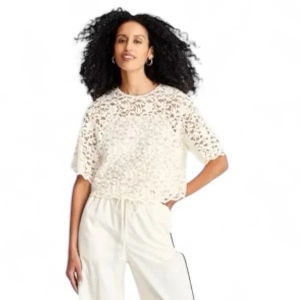 🌹Future Collective Short Sleeve Crochet Lace T-Shirt Size 2XL - Image 2