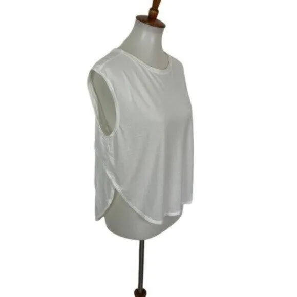 Under Armour Tank Top Medium White Activewear Gym Running Athleisure - Image 3