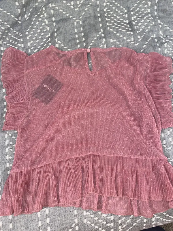 Forever 21 sheer pink top - Image 3