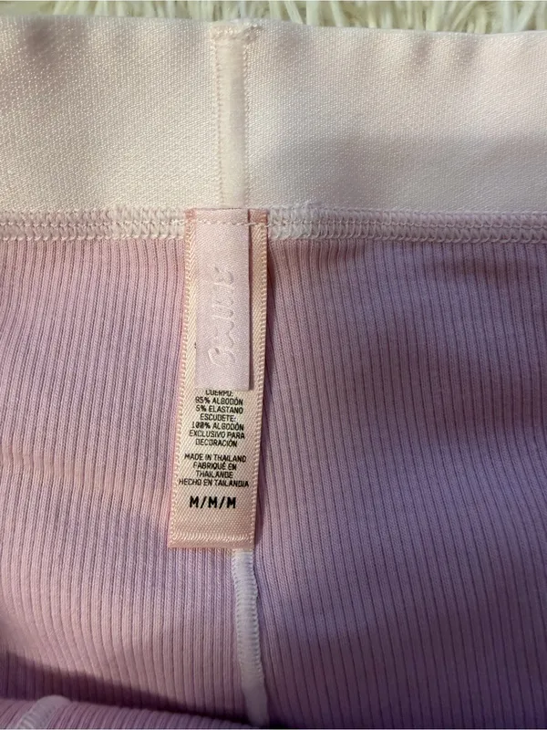 SKIMS women Light Pink Ribbed Boxer Shorts - Image 3