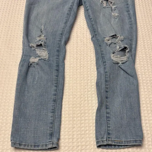 Levi's 711 Skinny Distressed Ankle Jeans Size 28 Light Blue Holes Frayed - Image 6