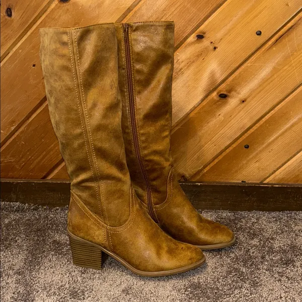 Unr8ed suede faux leather brown distressed heeled knee high boots - Image 3