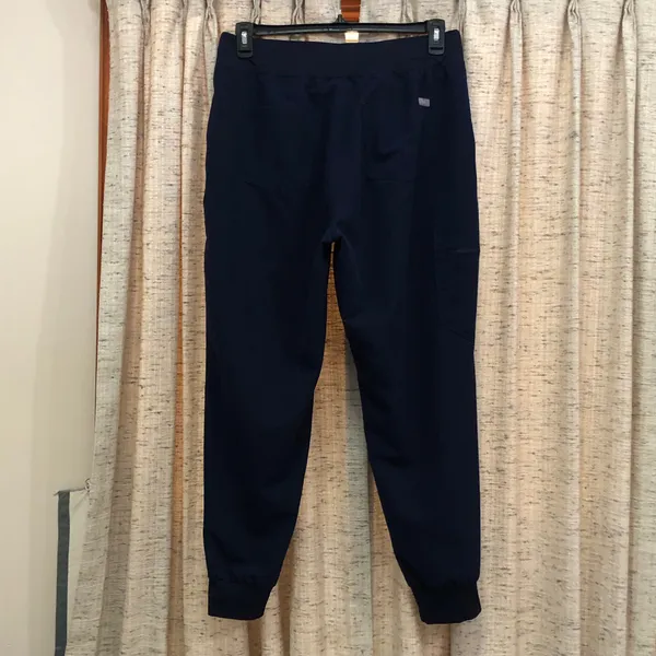 FIGS Zamora Jogger Scrub Pants - Image 9
