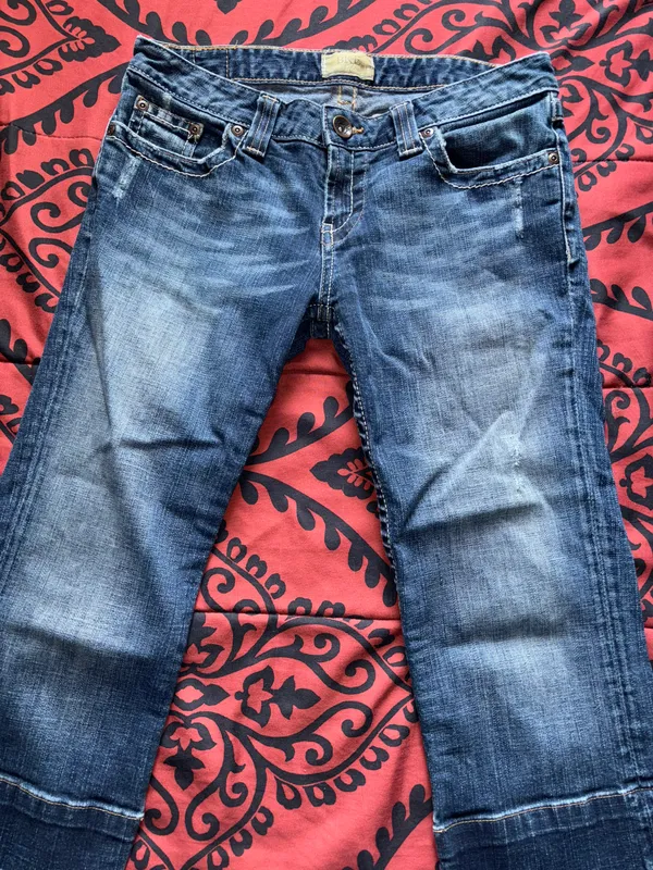 Buckle Denim Capri - Image 2
