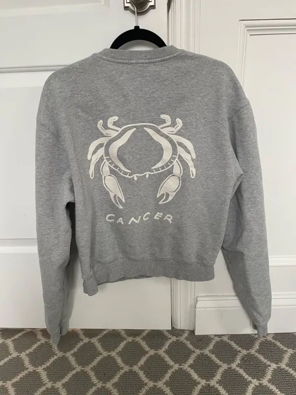 Good American Oversized Zodiac Cancer Boyfriend Sweatshirt Size 1! - Image 4