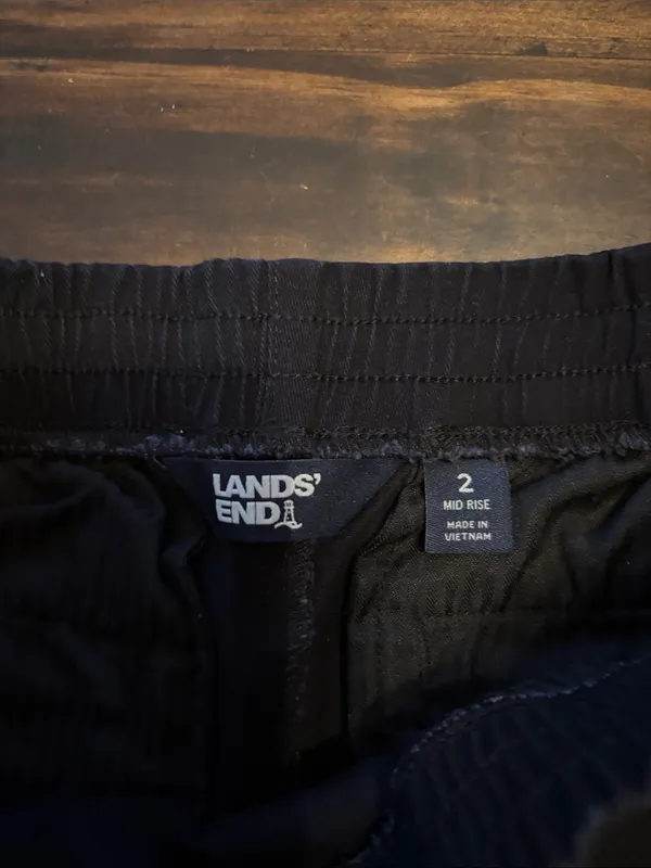 Lands end pull on black shorts mid rise 2 new - Image 2
